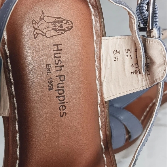 Women's Hush Puppies Olive T-Strap Sandal size 9.5 W large - Picture 5 of 7